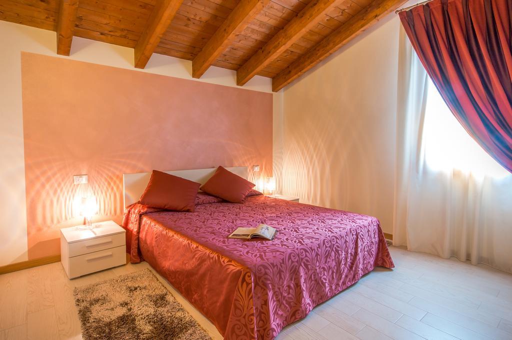 Agriturismo Ca' La Pergola Луганьано Экстерьер фото