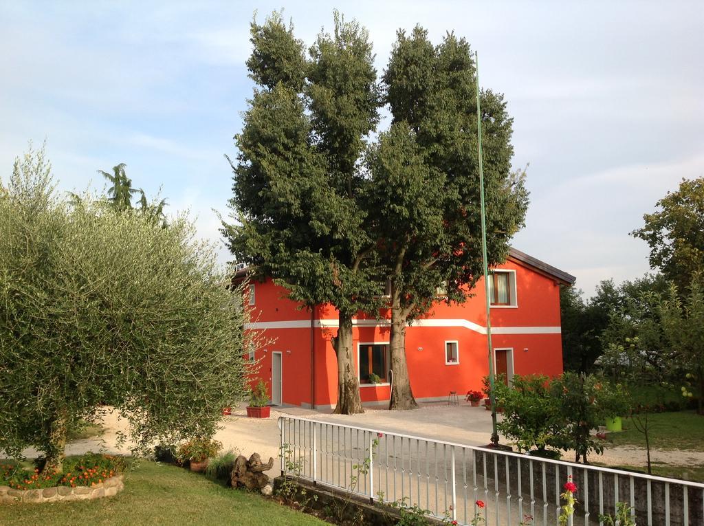 Agriturismo Ca' La Pergola Луганьано Экстерьер фото