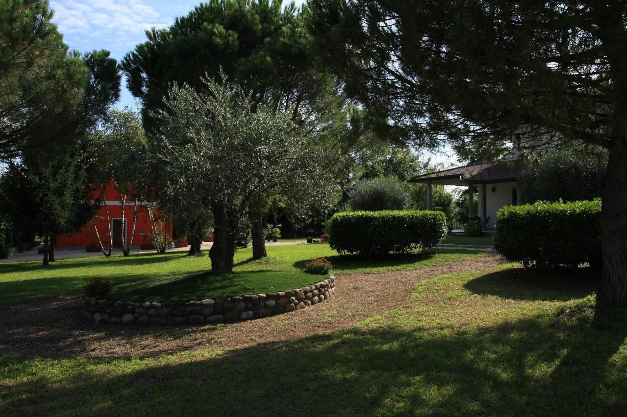 Agriturismo Ca' La Pergola Луганьано Экстерьер фото
